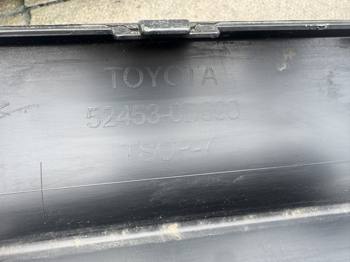 Toyota Yaris MK3 2017-2020 Estrattore Inferiore Paraurti Posteriore 52453-0D090