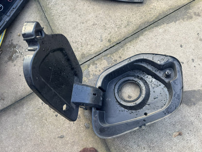 Vauxhall Corsa F 2019-2025 Alloggiamento Sportellino Carburante Attuatore 39167575 39167574