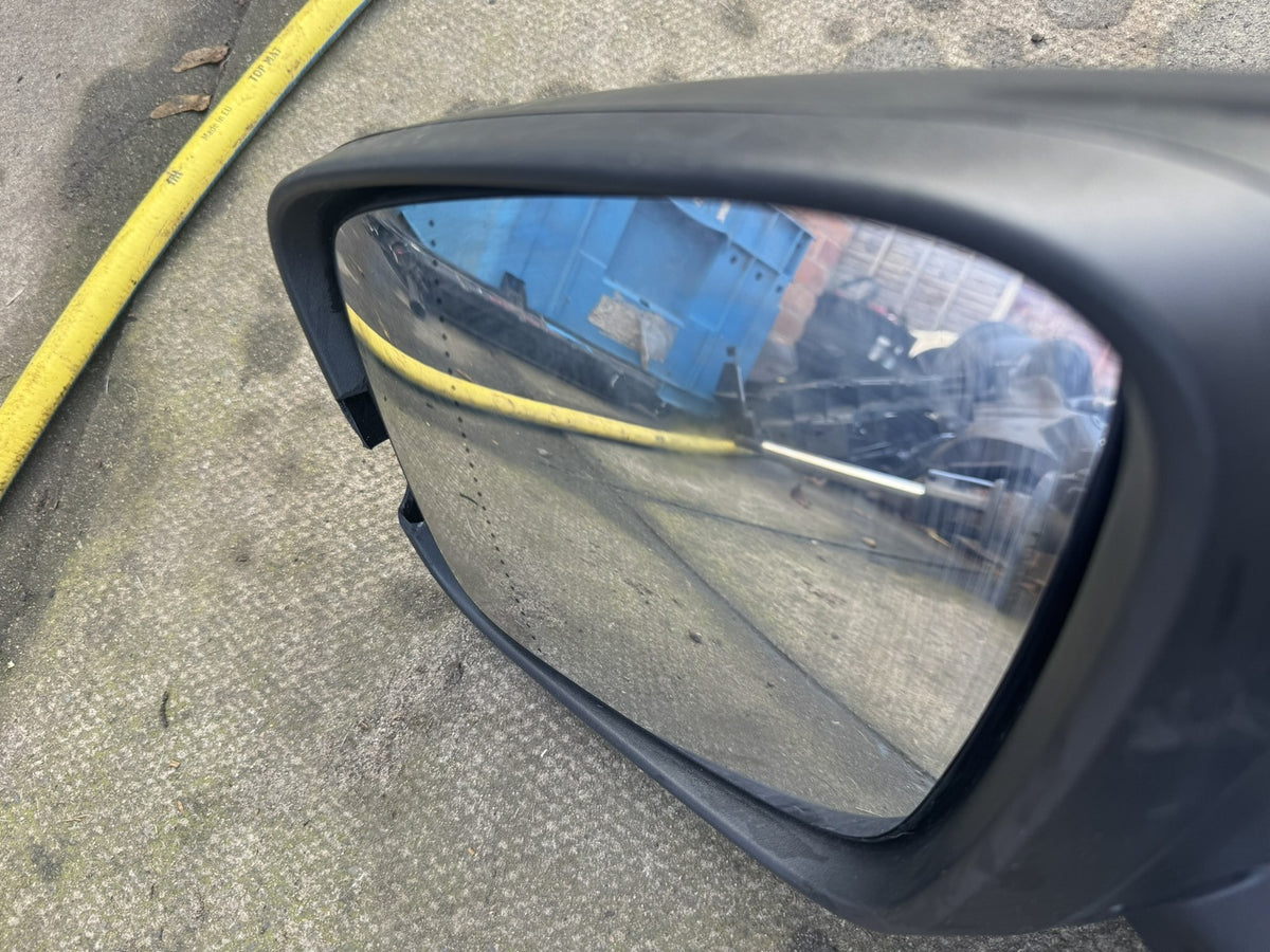 Renault Kangoo Mk3 Nissan Townstar Specchietto Retrovisore Sinistro SP0009729 Per Parti di Ricambio o da Riparare