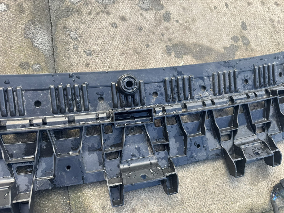 Fiat Grande Panda 2024-2026 Staffa Supporto Paraurti Anteriore 9868194480