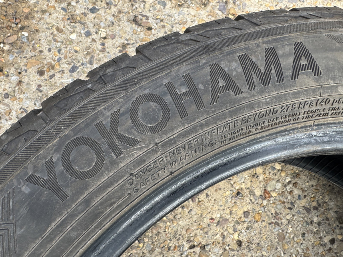 215 55 18 Yokohama Geolandar CV G058 99V XL 215/55R18 Pneumatico 6.4mm Nessuna riparazione 2024